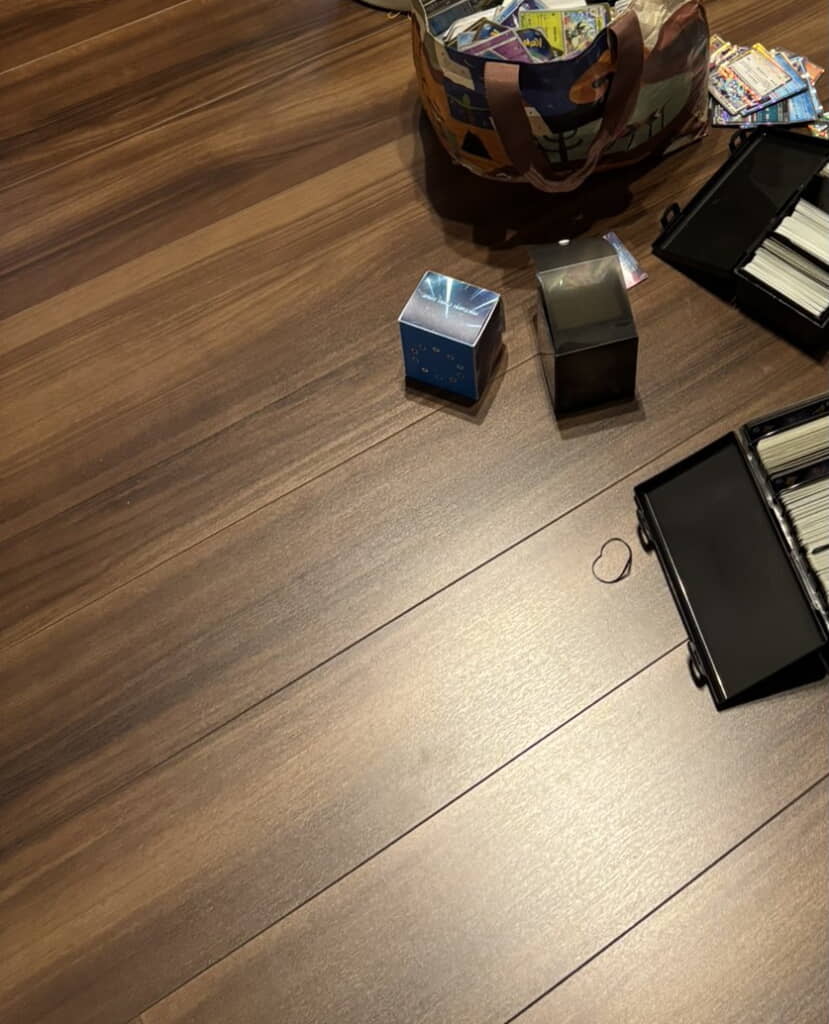 部屋に入ると……