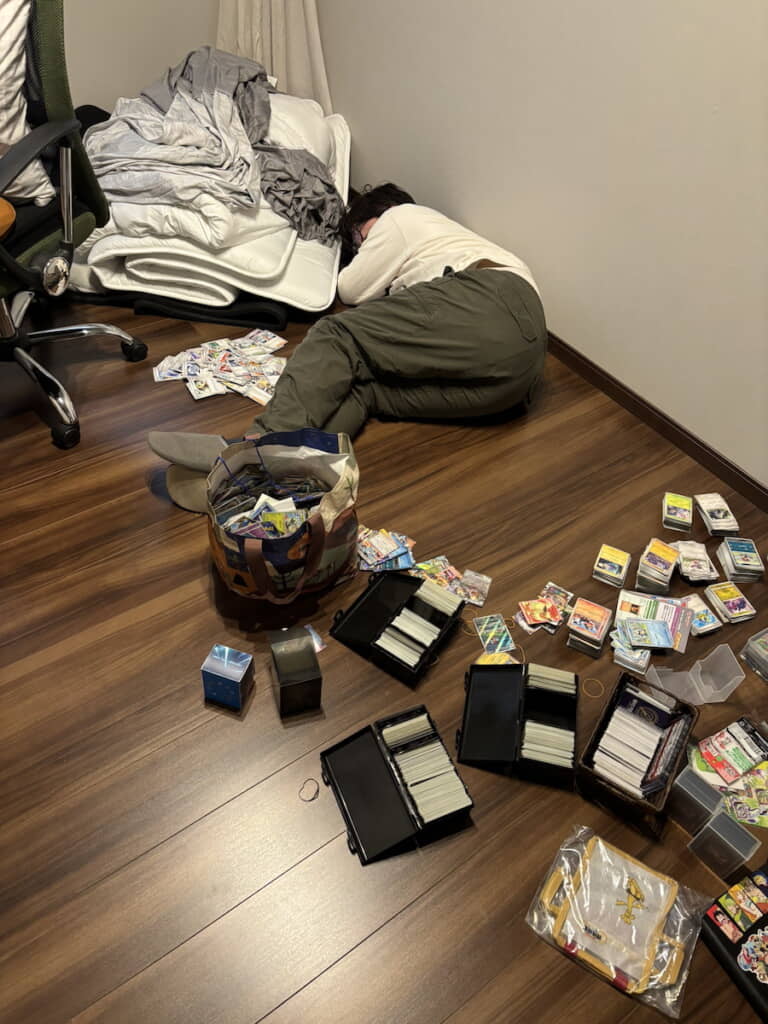 「小学生男子みたいな寝落ち」