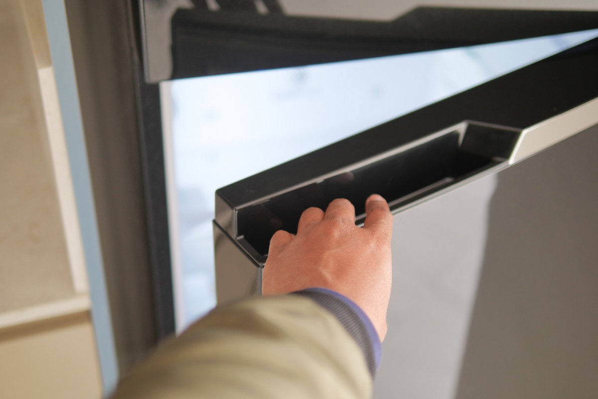 初めての一人暮らし→冷凍庫を開けると……「地獄過ぎる」　衝撃的な光景が190万表示「これはすごいw」「何があったらこうなるんや」（1/2） | 家電・PC・カメラ ねとらぼ