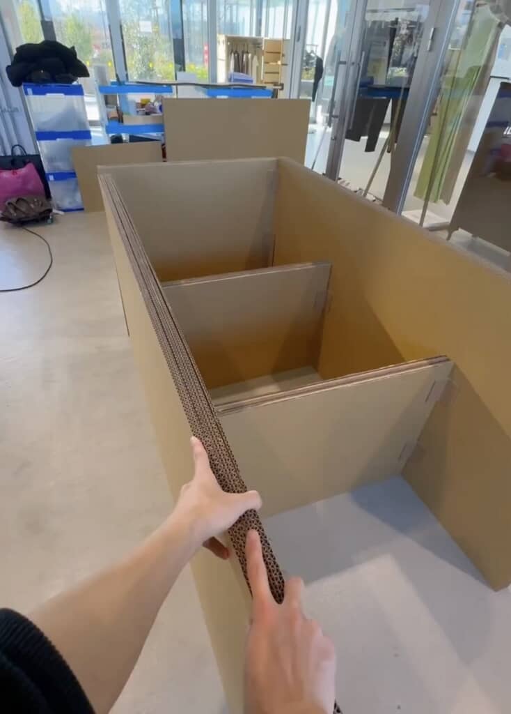 まずは基礎となる筐体を作ります