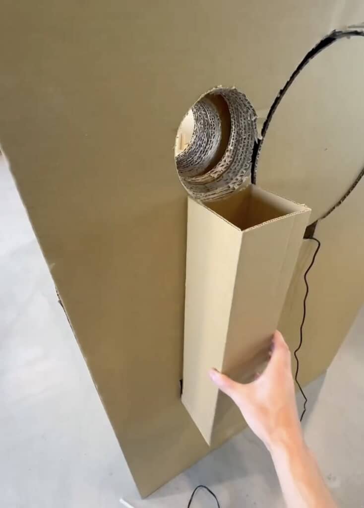 ゴールしたボールをプレイヤーのもとに戻すための通路