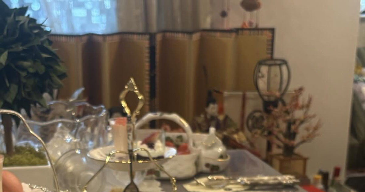 中学受験を終えた長女→女子8人のパーティーでママが腕を振るったら……　圧巻の食卓に「憧れるやつー！」「これが本物か」（1/3） | グルメ ねとらぼ