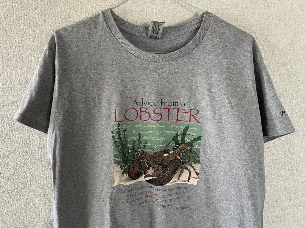 ロブスターのTシャツ……？