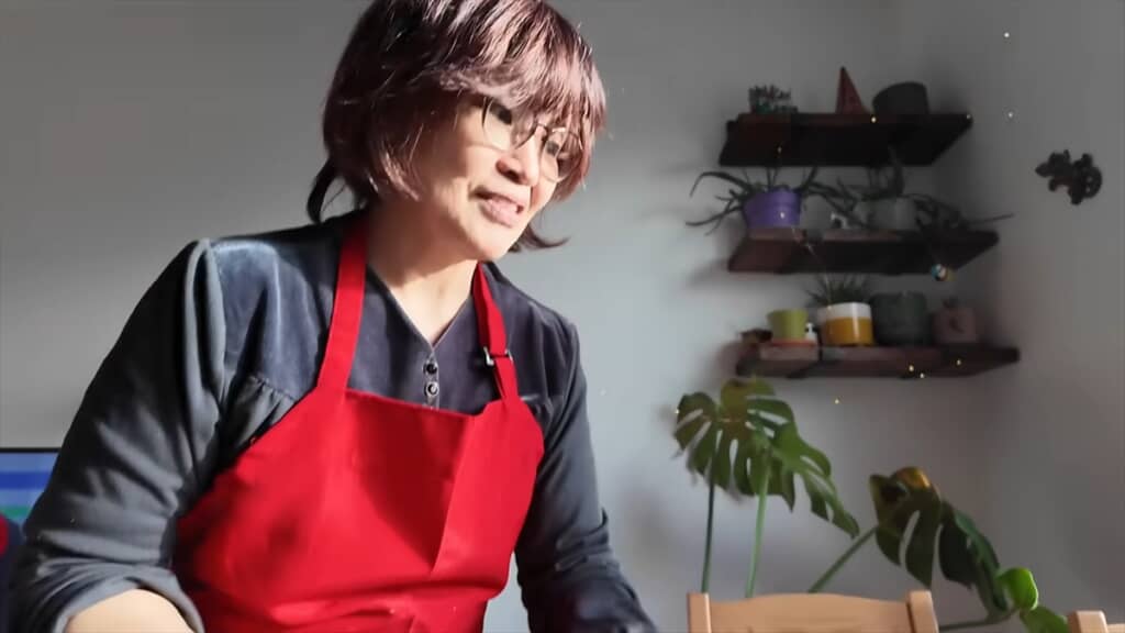 娘のアイルランド人の彼氏にとんかつを振る舞う日本人妻