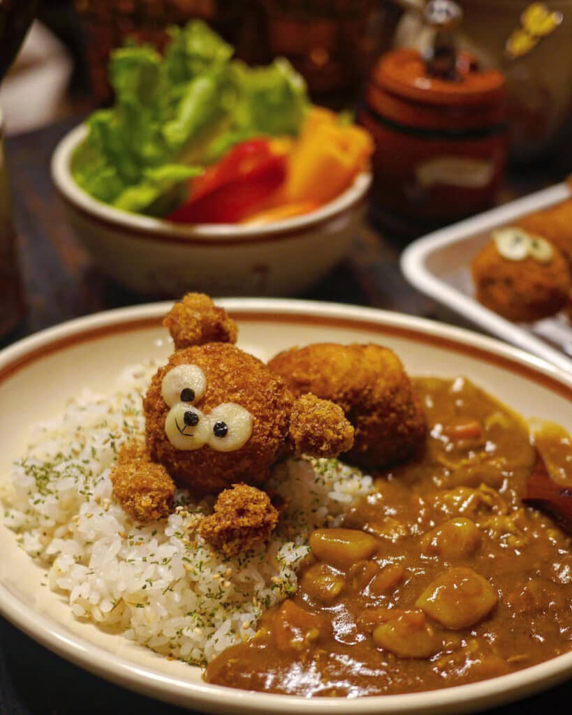 ダッフィーのカツカレー