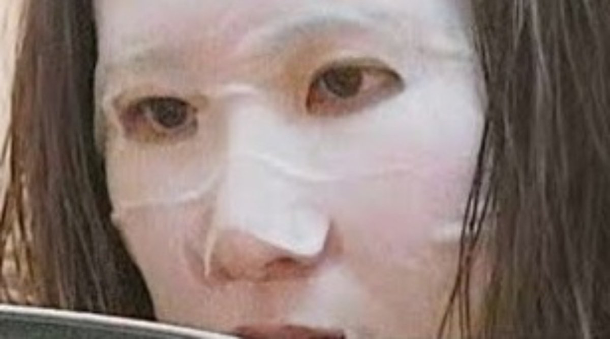 「日頃の腹いせと愛を込めて」アラフォー妻が夫に渡したのは……“恐怖の手作りプレゼント”に「強くてカッコいい」「泣けました」（1/3） | ライフスタイル ねとらぼ