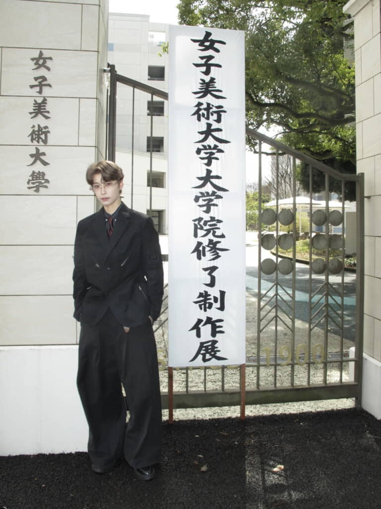 目を奪われます