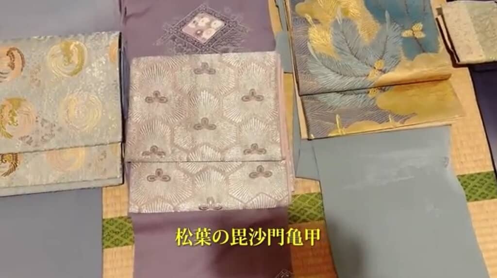 松葉の毘沙門亀甲