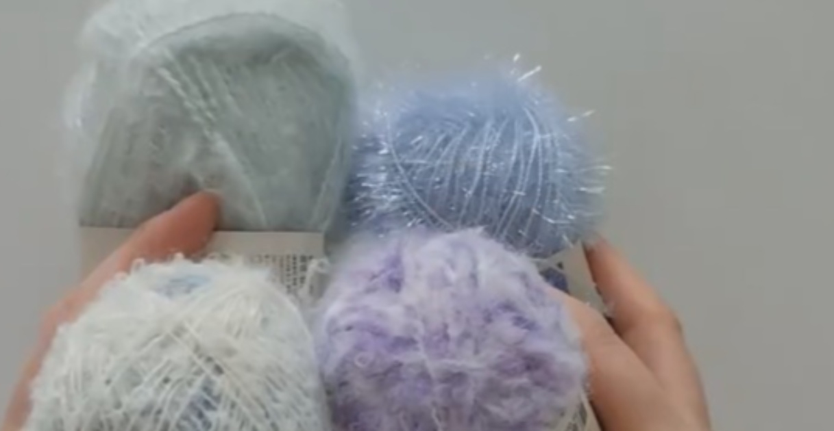 ダイソーの毛糸とカップのフタを組み合わせたら…… 完成したものに「アイデアが素晴らしい」「センスがあってきれい」の声【海外】(1/3) | ライフスタイル ねとらぼ