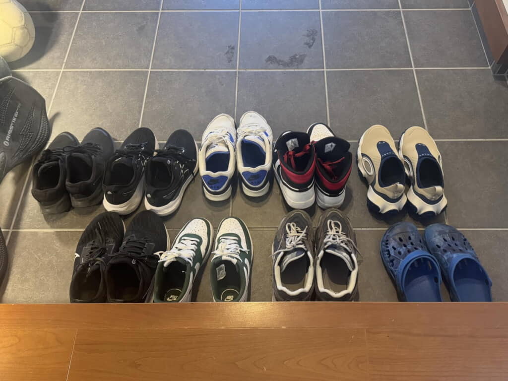 高校が始まるまで、毎日友だちと会って遊んでいます