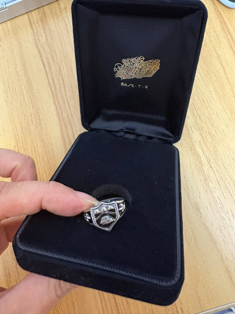 中身はまさかのボンゴレリング！