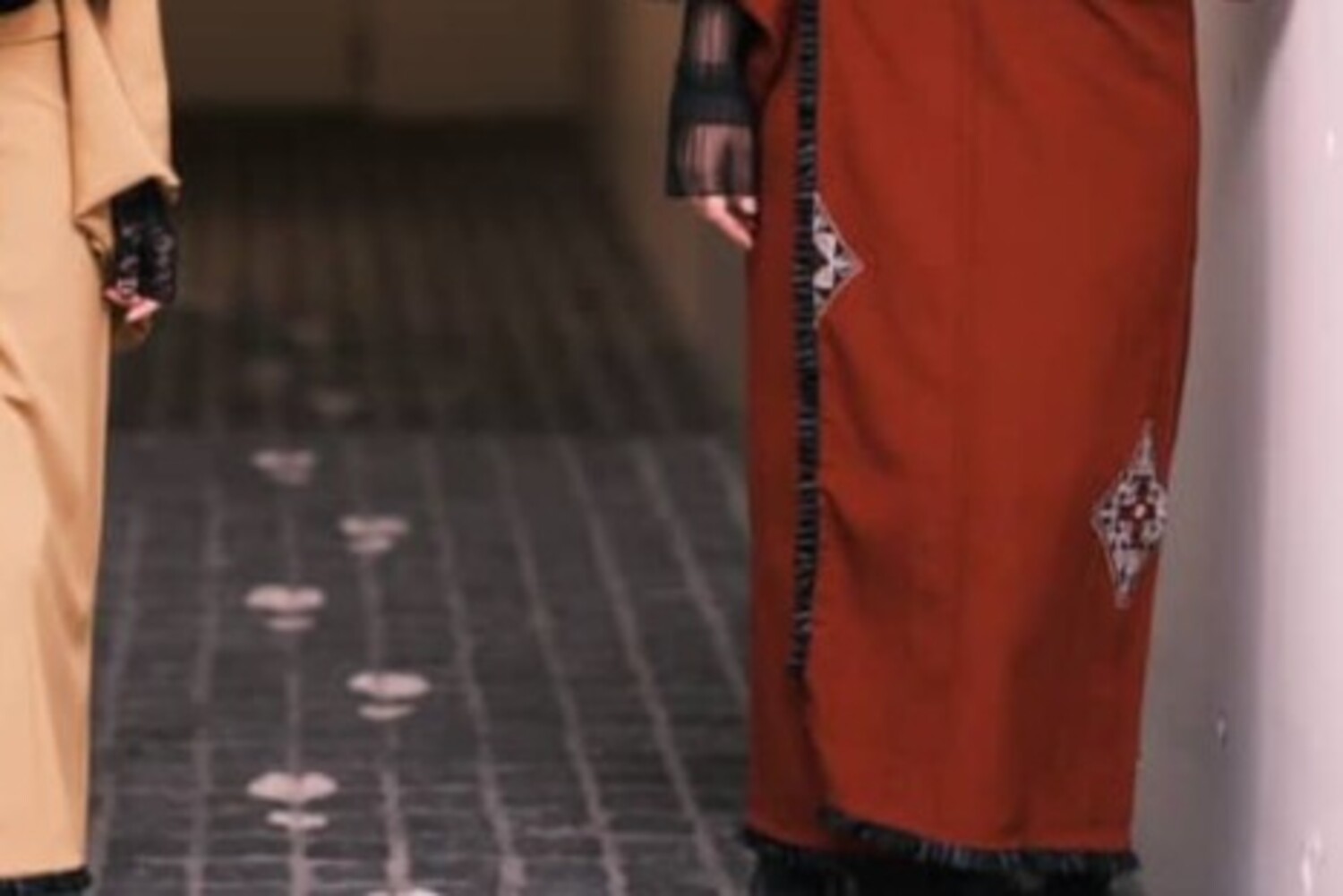 タンスに眠っていた祖母の着物→着付師の孫が「現代風」に着こなしたら……　「鳥肌立ちました」まさかの姿に「センスの塊」（1/2） | 女性 ねとらぼ