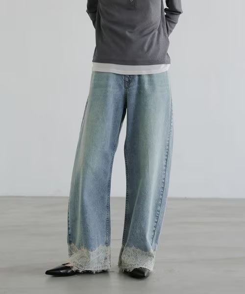 ヴィンテージ加工のような風合いも