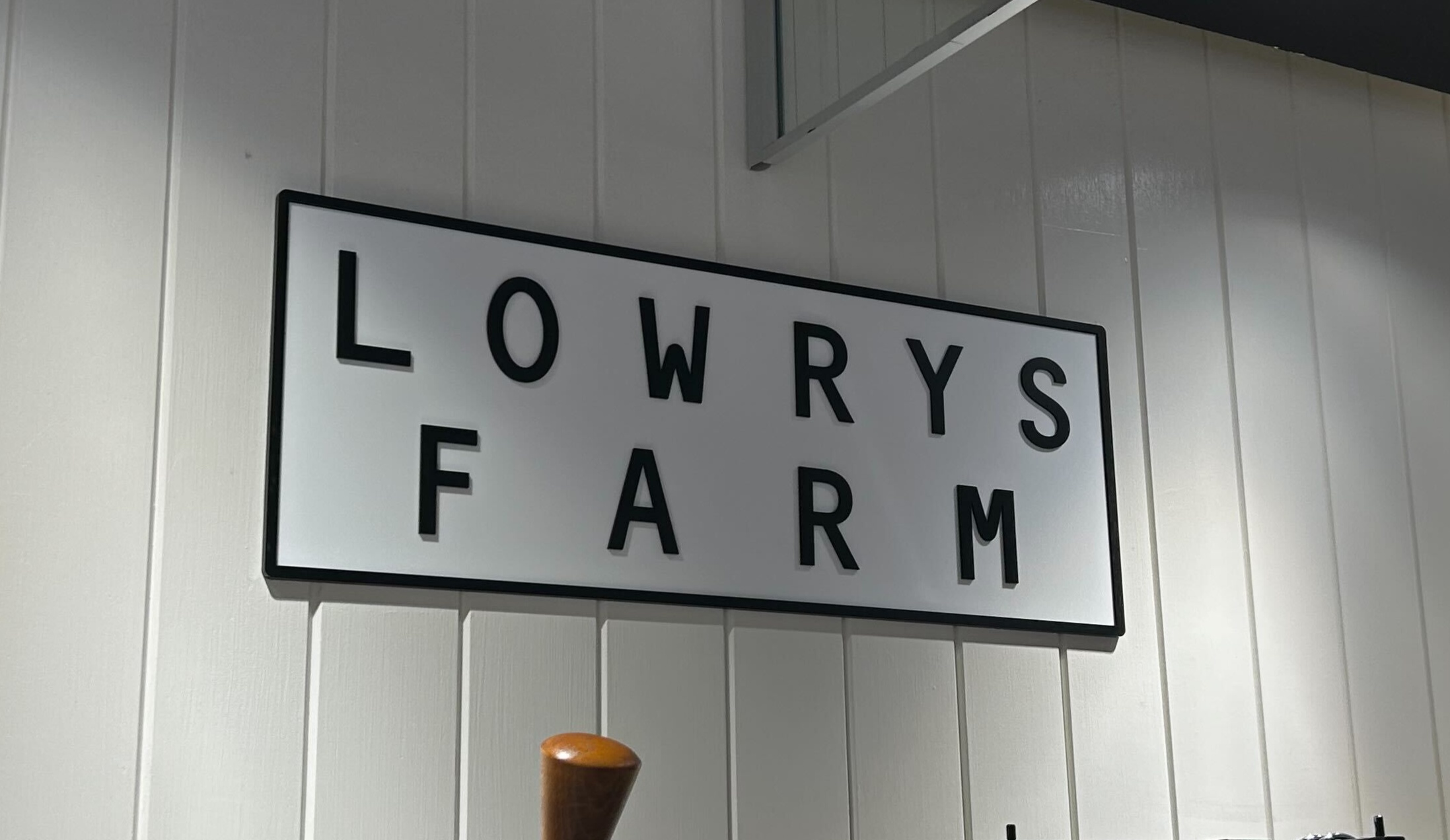 「可愛くて即決でした！」　ローリーズファームのレースデニムに絶賛の声　「体型拾わず体型カバーにもなります」「とても履きやすい」（1/2） | 女性 ねとらぼ