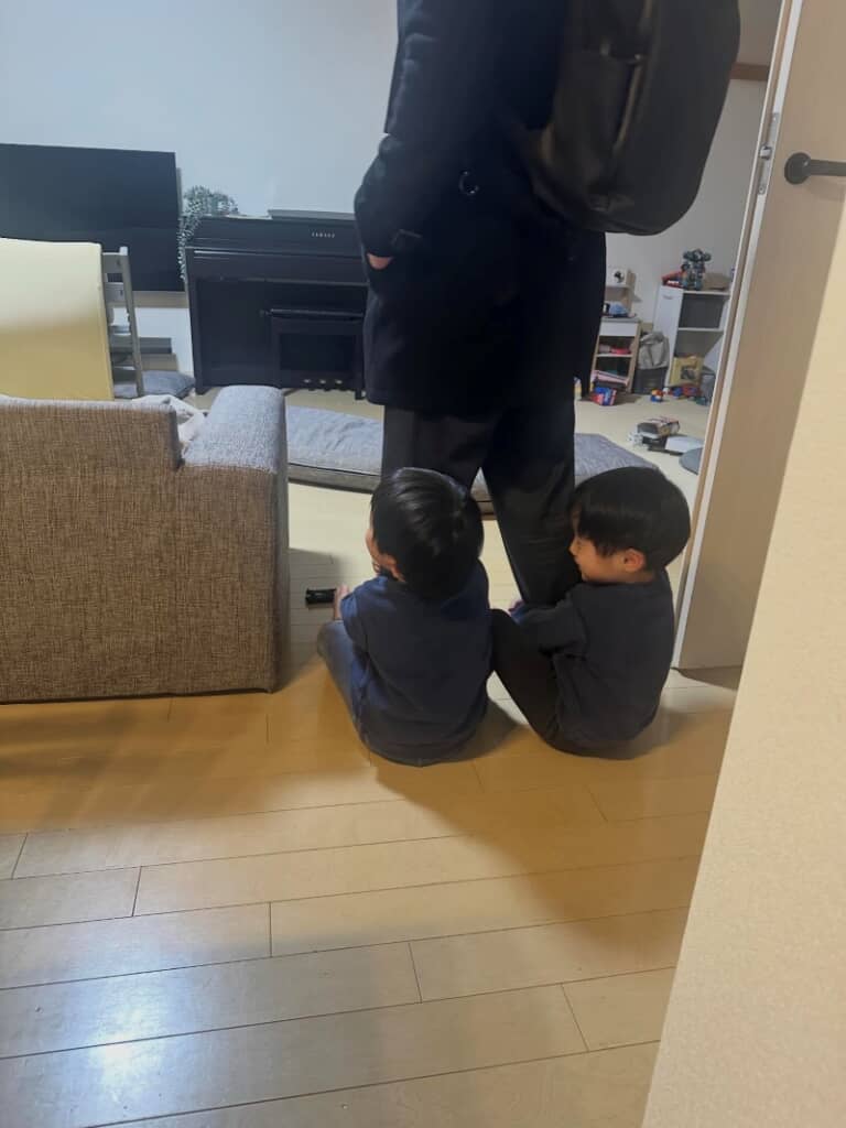 動けないパパさん