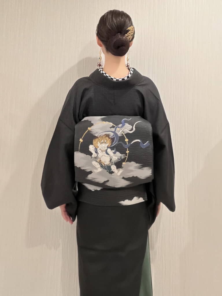 風神雷神の帯で“呪物”から身を守る