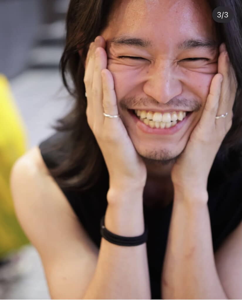 笑い方が女子すぎる……