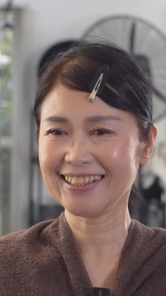 目の幅が狭くなった