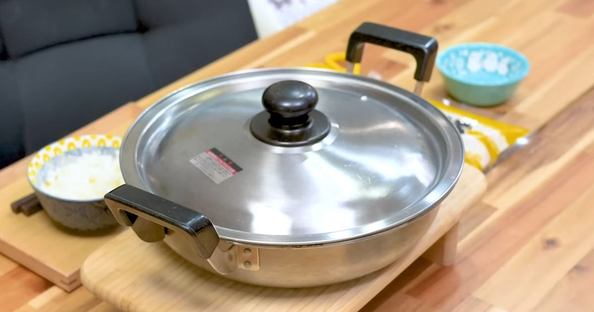 妻が作ったおでん→夫が食べようとして「でかっ！」　まさかの具に「食べ応え抜群」「全ての具が小さく見えるww」（1/3） | グルメ ねとらぼ