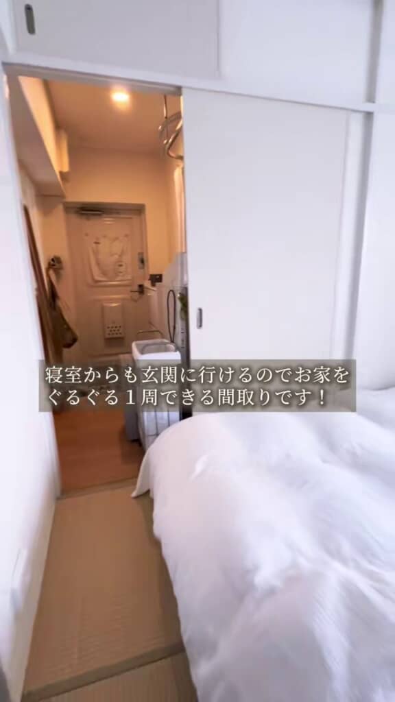 寝室からも玄関へ直行できる造り