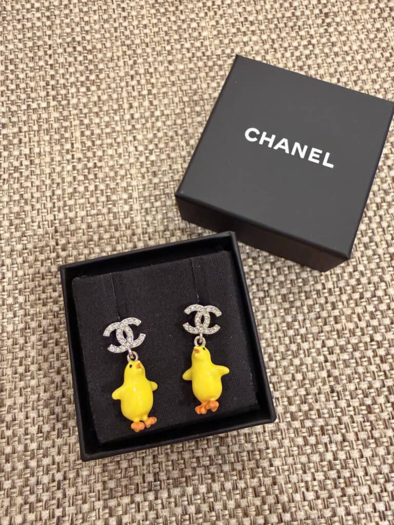 ひよこのピアスでした！