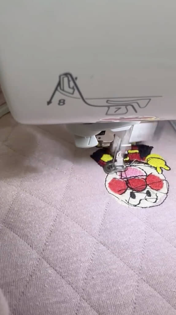 黒い線がブレブレに……！