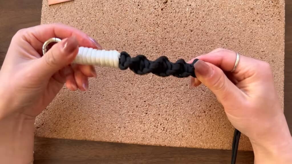 ねじり結びをしたところ