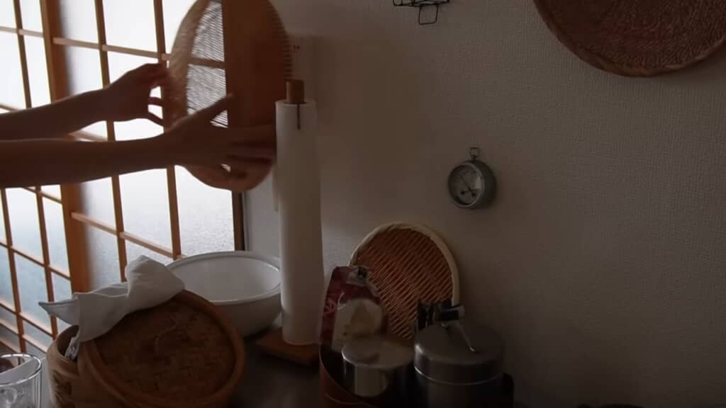 実用性を損なわずに隠す