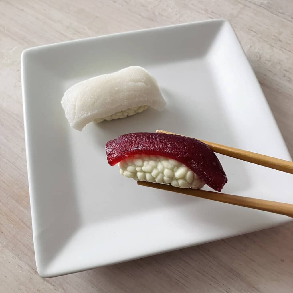 まさかの握り寿司のボンボンショコラ！