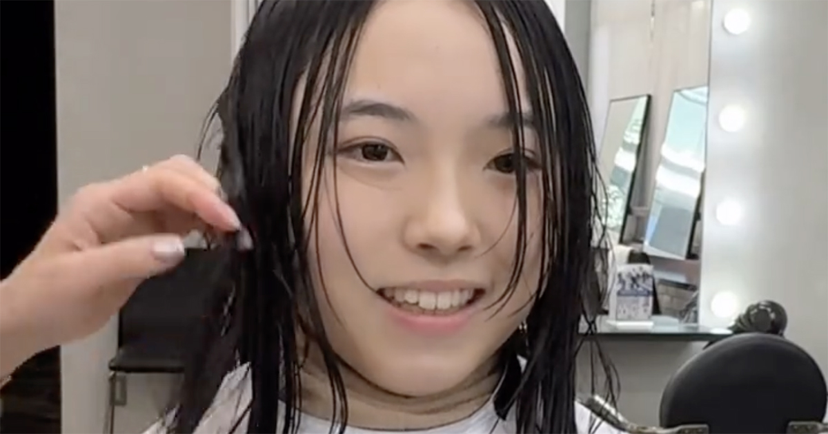 中学生女子「部活で男役やるので」→メンズカットにすると……「やんば！！」　30万再生の“別人級の仕上がり”に「えぐい」「え、ちょっと」（1/2） | 美容 ねとらぼ