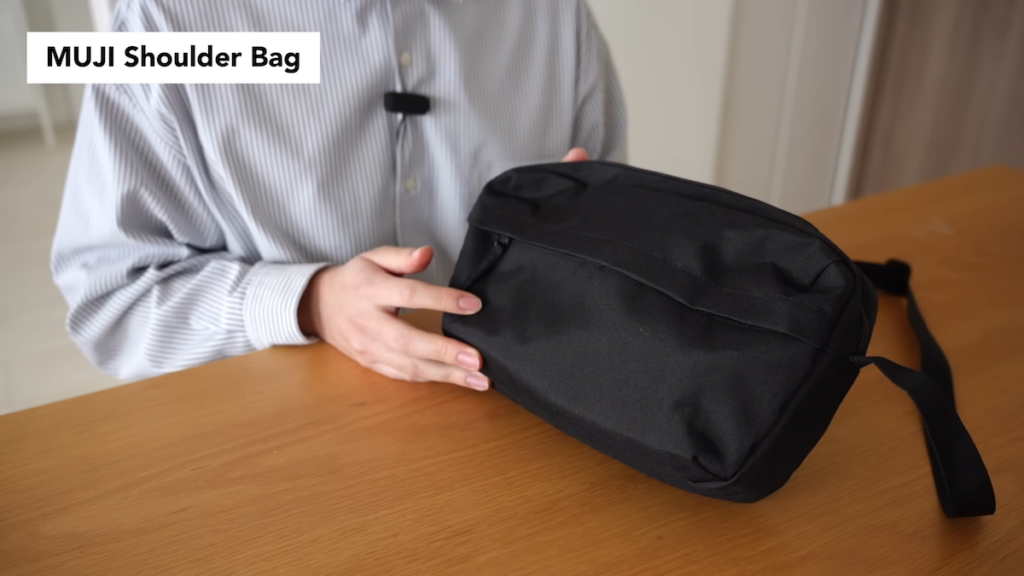 無印良品「背面ポケット付き　撥水ショルダーバッグ」をレビュー