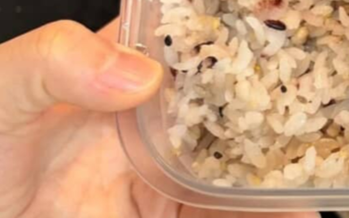 夫のお弁当が「スカスカで貧相に見える」→悩んだ妻が無印良品で見つけたのは……　感動のアイテムに「おかずも詰めやすい」「洗い物も減る」（1/3） | ライフスタイル ねとらぼ