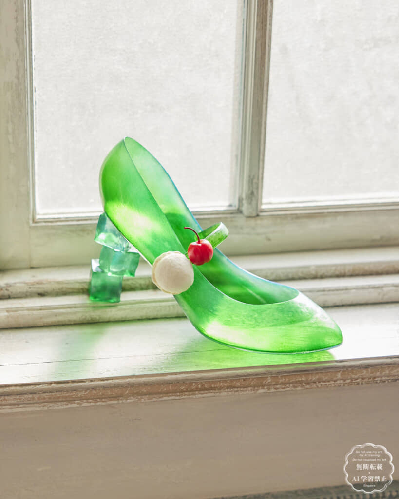 メルヘンの世界から出てきたような、クリームソーダのハイヒール