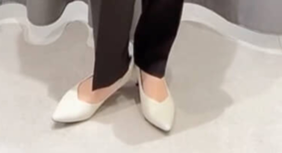 30代ママ、ブラウスなしの卒入学式コーデを着回すと……　まさかの組み合わせに「え。めちゃかわいい」「トータルでほしい」「ドンピシャに好み」（1/3） | 女性 ねとらぼ