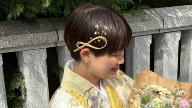 着物に似合う髪飾りの正体は……?