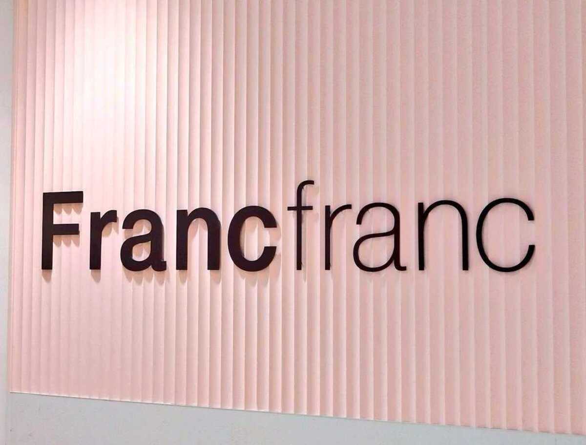 「ミッキー型で可愛い」　フランフランの“プレート”に高評価続出「孫が大喜びで完食しました」「何枚も食器を使わなくて済むのでとても便利」（1/2） | ライフ ねとらぼリサーチ