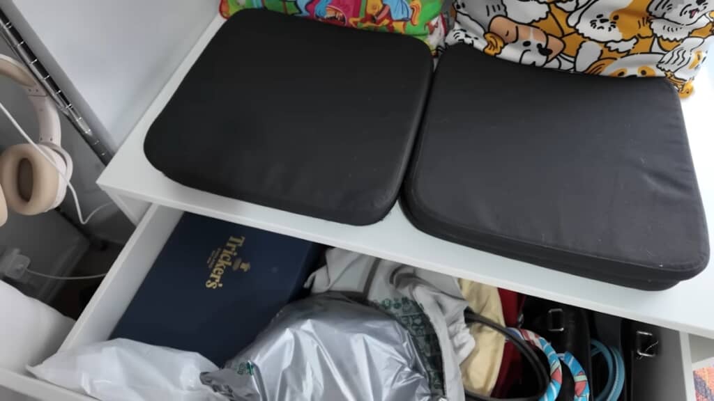 収納とベンチを兼ね備えたアイテム