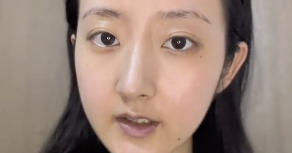 「顔がモナ・リザに似てる」と言われたすっぴん女性→フルメイクすると……　衝撃の姿に「すっごいww」「ご本人すぎない!?」（2/2） | 美容 ねとらぼ