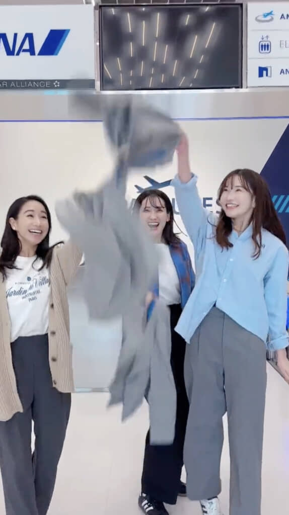 ジャケットを投げると……