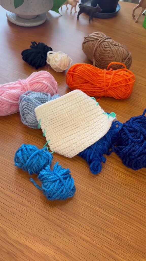 白い四角い編み地