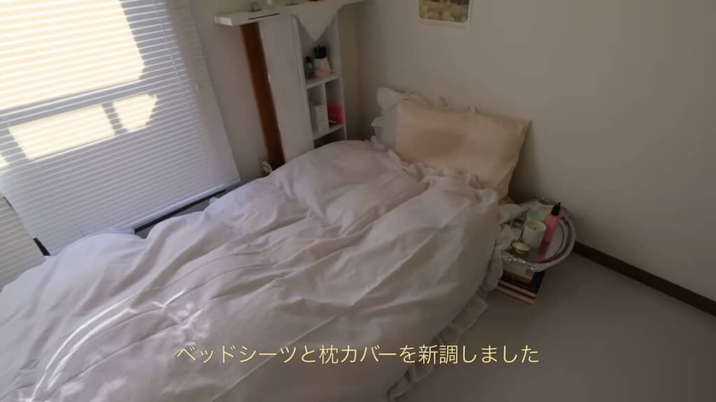 ベットカバーと枕カバーを新調