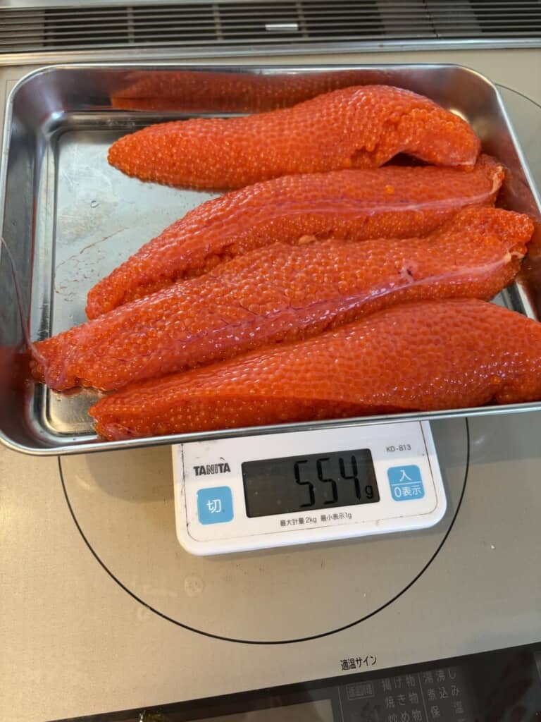 筋子の状態の重さは554グラム