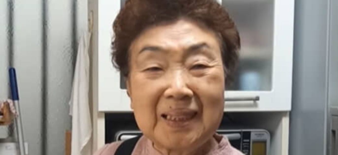 「勉強になりました」90歳おばあちゃんが作る“健康”朝ごはん→驚異の手際に「とても90歳とは思えません」「お肌が綺麗です」(1/3) | ライフスタイル ねとらぼ