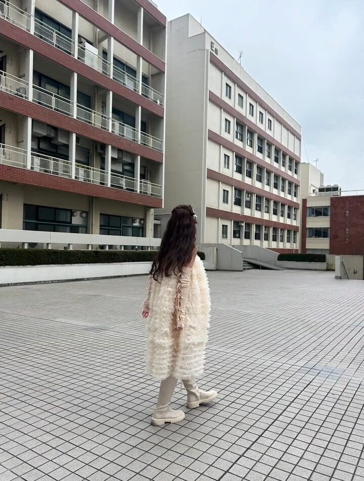 後ろ姿でも伝わる個性