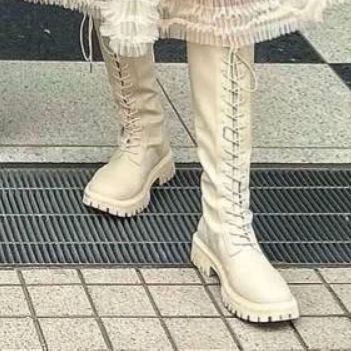 入学式の服に悩む学生→私服のスカートで出席したら……　衝撃の着こなしに「鳥肌たった」「卒業式みたいな完成度」 | ライフスタイル ねとらぼ