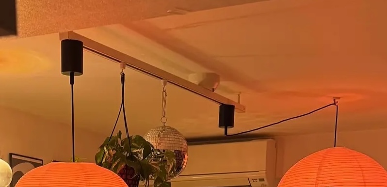 家賃6万5000円、男性が住む築48年の2LDK→のぞいてみると……　驚きの空間に「外に出るのがもったいないくらいにステキ」「センス抜群」（1/2） | 住まい ねとらぼ