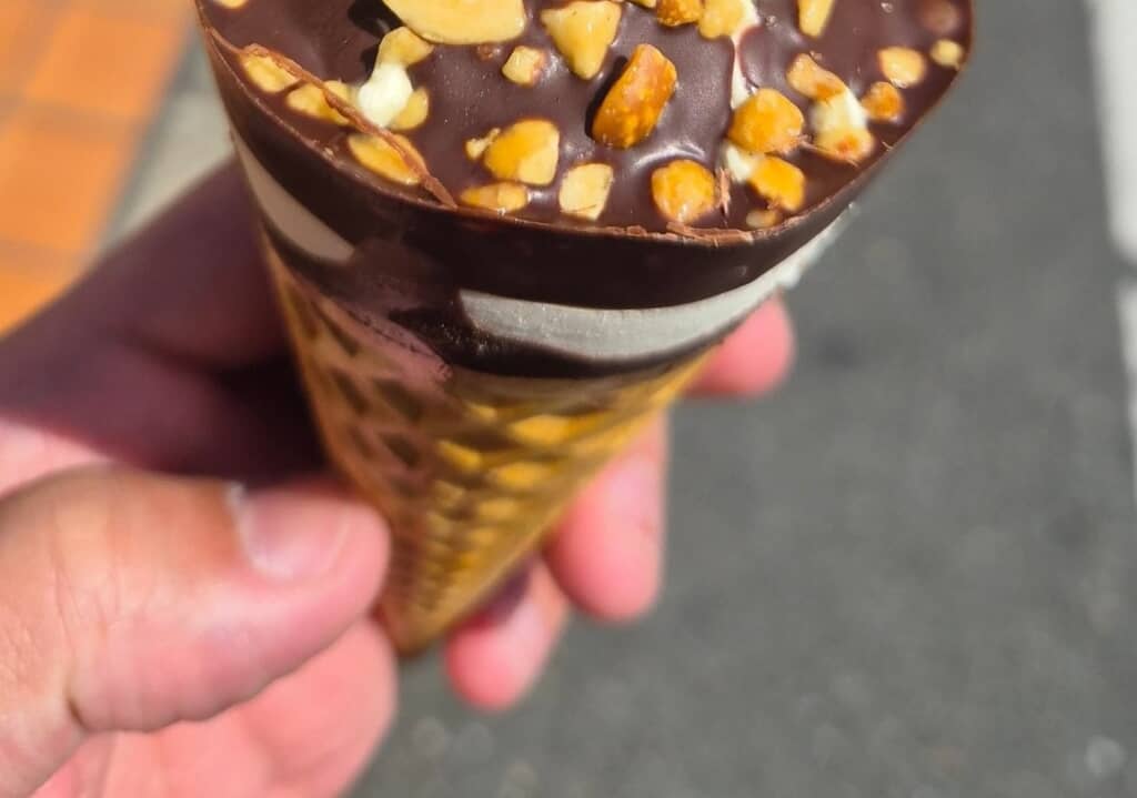 ジャイアントコーンの中に……？