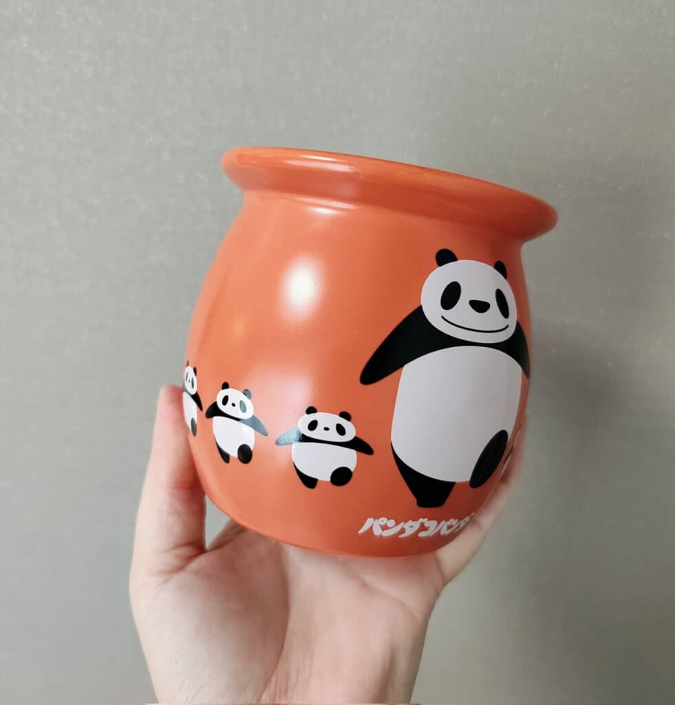 ラインダンスするパパンダとパン