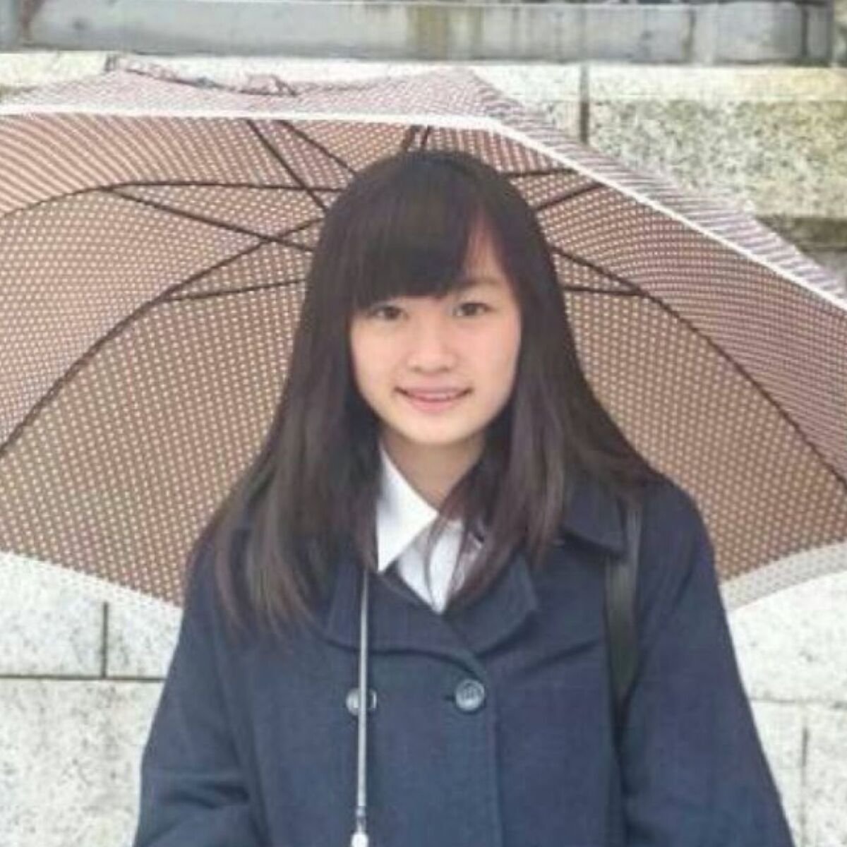 入学式でポツンと立つ1人の少女→11年後、卒業式で……　まさかの姿に「努力がすごい」「まるで映画の主人公」と536万表示（1/3） | ライフスタイル ねとらぼ