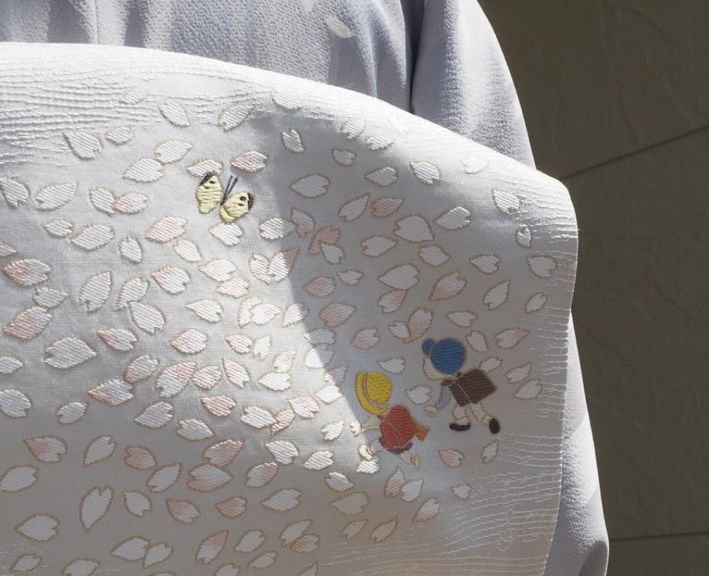 ランドセル姿の小学生が!